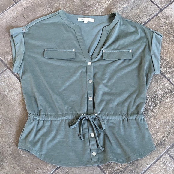 Cleo Petites cargo style drawstring t-shirt top size S Army Green. - Picture 3 of 12